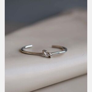 NIB ‘Silver Knot Cuff Bracelet’